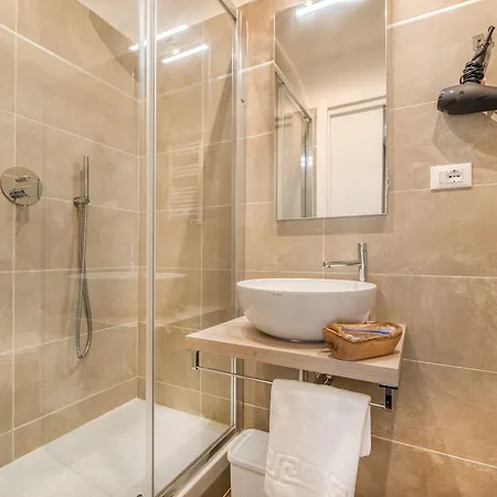 Pensión 5 Terre Dei Poeti 4*