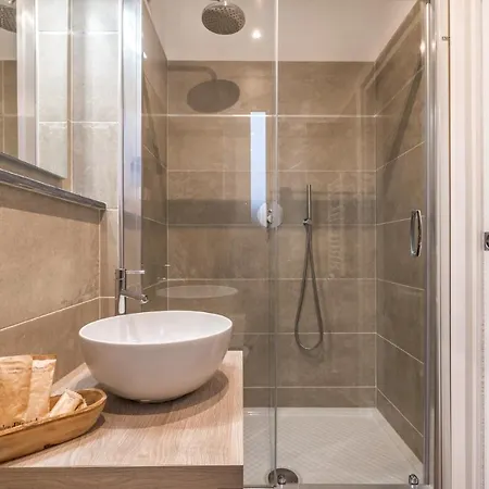 5 Terre Dei Poeti 4*